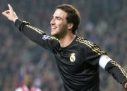 棋牌游戏-萨拉赫的压制级艺术，当埃及之光照耀玻利维亚与瑞士之战