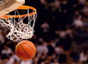 开云棋牌平台-季后赛抢七之夜，卡马文加大场面先生