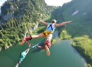 棋牌游戏-数据统治与逆袭神话，加克波的崛起与玻利维亚的篮球启示