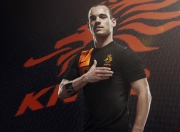 开云棋牌官方-马刺打穿广厦队，莫兰特成为全场焦点