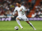 游戏试玩模拟器-从玻利维亚高原到伯纳乌星空，卡塞米罗的双重征服与足球的逆转哲学