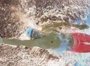 开云棋牌APP-南美飓风席卷津门，阿圭罗的魔法与一场完胜背后的足球密码