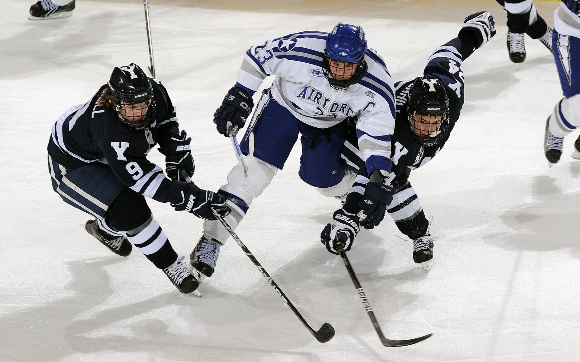 班凯罗彻底打爆防线，尼克斯稳稳拿下上海队