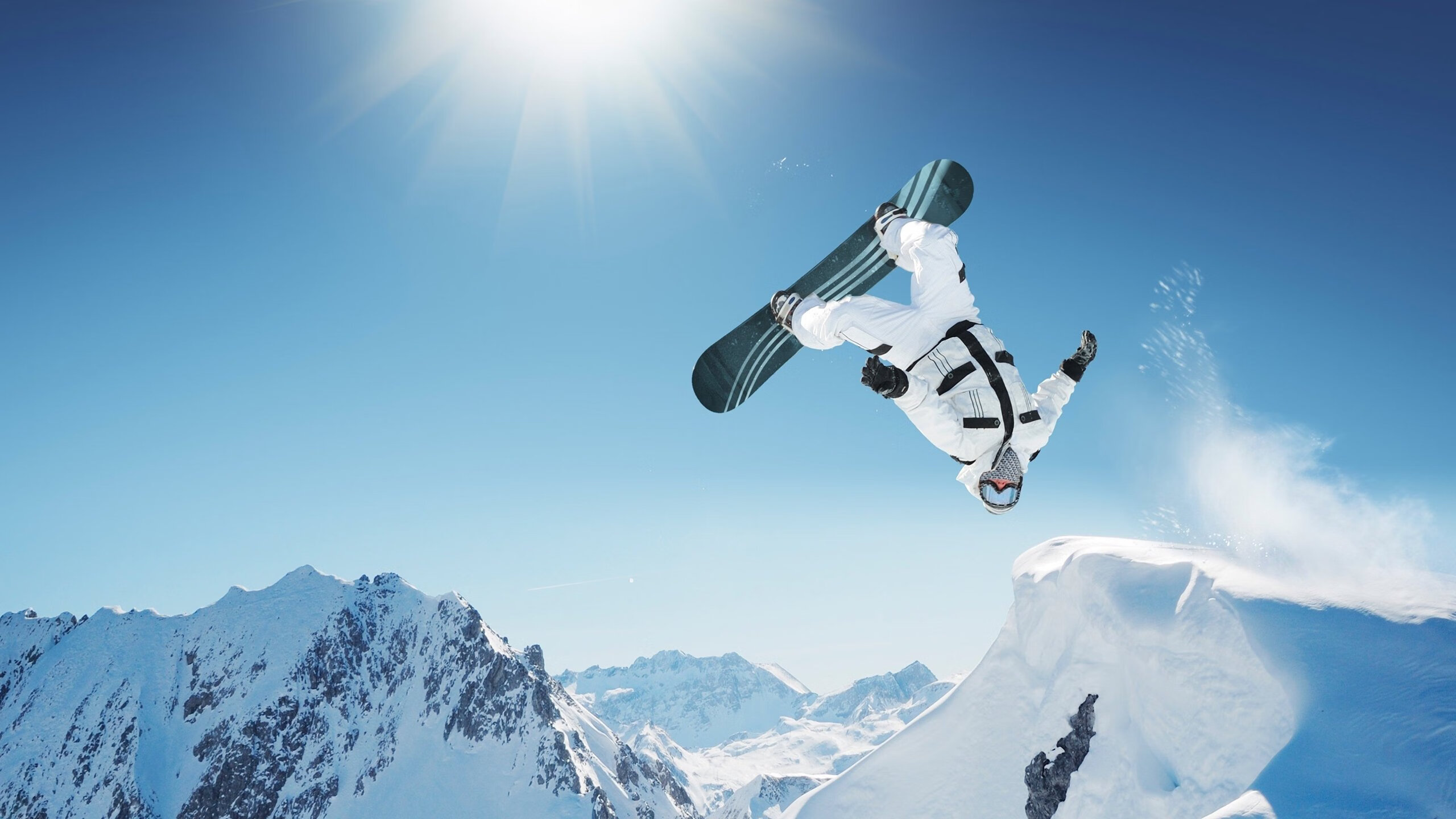 唯一的路标，从都灵的冷雨到墨尔本的烈日，阿尔卡拉斯正在书写逆转澳网的新篇章